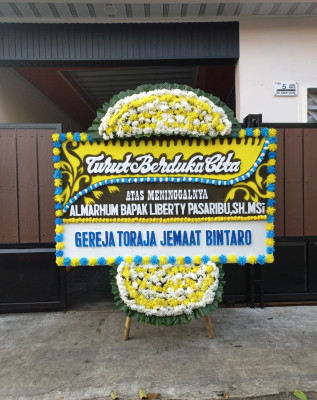 Papan Bunga Duka di Lubuk Baru