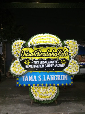 Papan Bunga Duka di Lubuk Baru